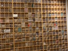 -猫的天空之城概念书店(杭州南宋御街店)