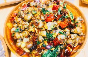 Spicy Stir-Fried Snails