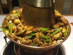 铜锅牛蛙-蛙蛙叫干锅年代(簋街总店)