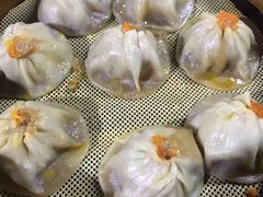 蟹粉小笼包-忆秦园小笼包(惠山古镇总店)