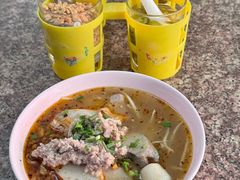 -榮泰米粉湯(Left Shop)