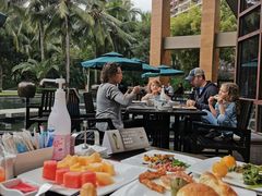 -三亚湾海居铂尔曼度假酒店
