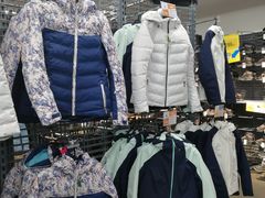 -迪卡侬(西三旗店)