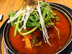 土豆排骨火锅-喇喇排骨火锅·传统韩式脊骨汤(望京西园总店)