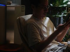 -溪岸路花鸟市场