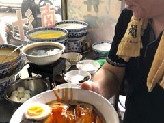 -何老二卤汁凉粉