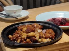-荷花亭·湖北融合菜(十堰武商MALL店)