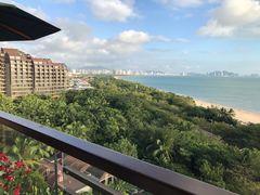 -三亚湾海居铂尔曼度假酒店