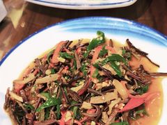 -缘来聚·徽菜名店(黄山宏村店)