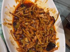 -辛香味烧鱼馆·非遗技艺·排骨红烧肉(光谷医药园店)
