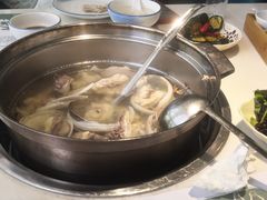 -三个椰子·现砍椰子鸡(金源CBD店)