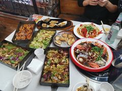 -老东镇啤酒屋海鲜加工·蒸汽海鲜·海鲜烧烤(台东店)