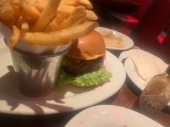 牛肉培根汉堡-Chili's Cafe&Bar奇利斯(滨江店)