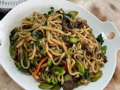 -华威达牛庄(黄埔大道西店)