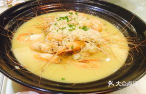 Garlic Stir-Fried Screw Shrimp
