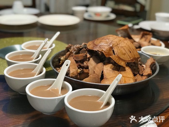 农汤老店(顺联公园里店)土茯苓煲老龟图片