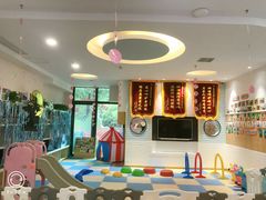 -黄浦乐烁龙鱼宝贝托育园(海潮路校区)