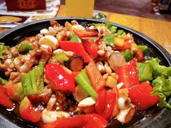 -老滇山寨•云南特色菜•地方菜•民族风情歌舞表演(金碧店)