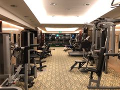 -深圳富苑皇冠假日套房酒店
