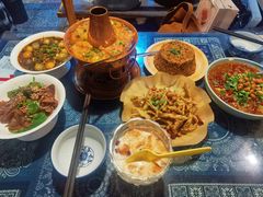 -蜗牛小馆醉乡民谣云南菜(惠新西里店)