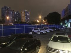 -龙湖虹桥天街-停车场