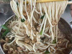 -正宗杨记普洱酸醋米线(总店)