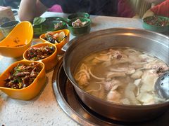 竹笙椰子鸡-润园四季椰子鸡火锅(海上世界店)