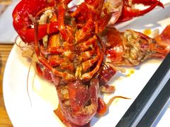 香辣小龙虾中份-三妹小龙虾·黄油蟹(华侨城总店)