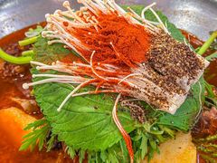 -喇喇排骨火锅·传统韩式脊骨汤(望京西园总店)