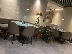 -丽江龙继斑鱼庄(罗宾森购物广场店)