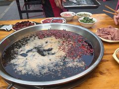 -储奇门鳝鱼火锅(总店)