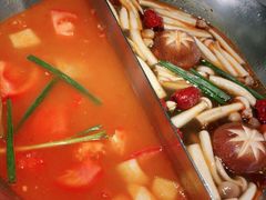 -湊湊火锅·茶憩(打浦桥日月光店)