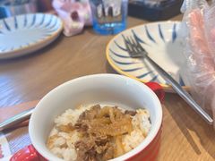 -必胜客(上海华谊新所店)