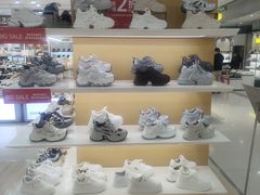 -通程奥特莱斯(华晨店)
