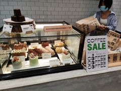 面包甜点陈列柜-光作面包Voila Lumiere(中山店)