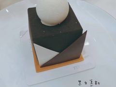 黑白慕斯-法桐蛋糕·手作面包(万象城店)