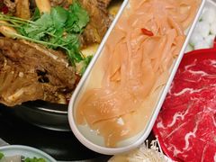 -沪小胖小龙虾(淮海中路旗舰店)