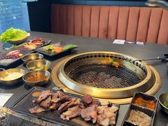-铭牛烧肉·和牛海鲜自助(高新月牙湖店)