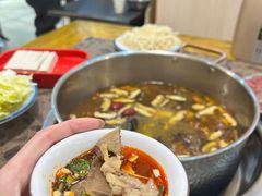 -乳仔牛牦牛汤锅 烤羊排(松潘古城店)