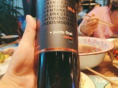 -临界音乐酒馆·小龙虾·江湖菜(华熙LIVE·鱼洞店)