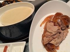 -凤凰园烤鸭店·唐山菜·传承花椒肉(老唐丰路店)