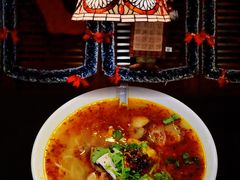 -大头虾越式风味餐厅(光明广场店)