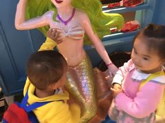 -领鲜活海鲜榴莲自助火锅(东门店)