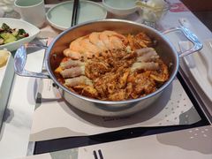 -黄记煌三汁焖锅(新佳丽江汉路店)