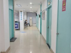 -上海大学附属上海和平眼科医院