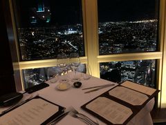 -悉尼塔旋转餐厅
