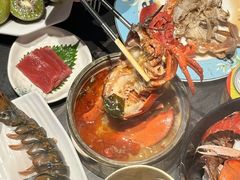 -雍容荟帝王蟹活龙虾展台自助(IFS黑金店)