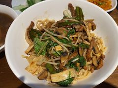 生爆牛肉面-寻裕记·现炒浇头面(人民广场店)