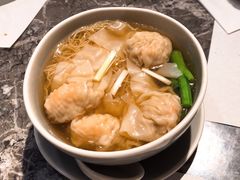 -港丽餐厅