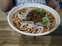 -湖南牛肉特色粉面(华屏路店)